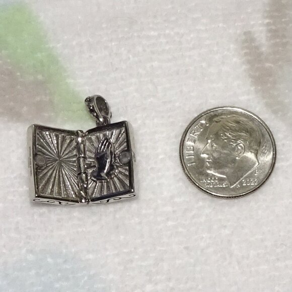 Bible charm - Picture 3 of 3